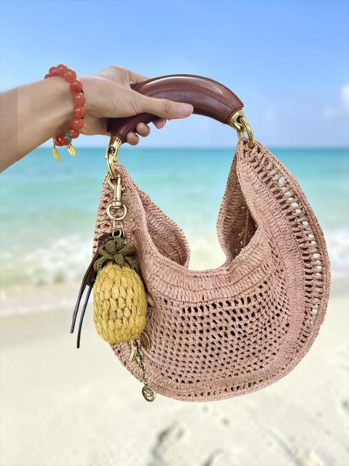 Delia hobo