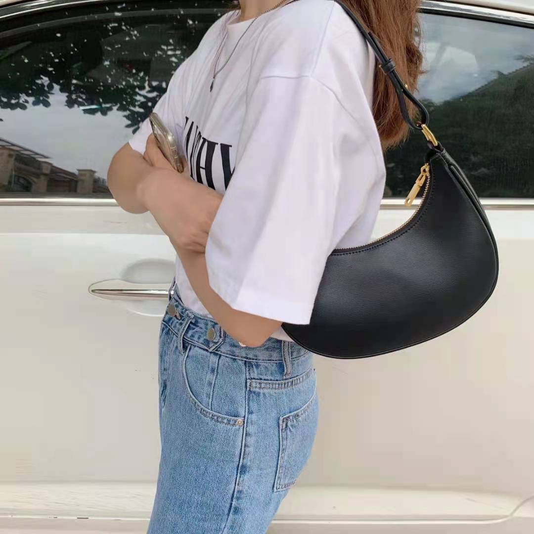 Half Moon