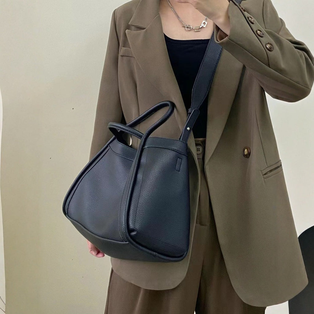 Versatile tote
